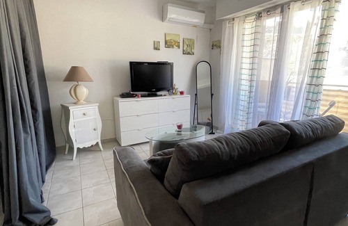Carnon-Plage Apartment | Studio Carnon 50m from the beach, 6km from Montpellier airport, parking space