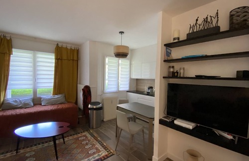 Tourgeville Apartment | Studio casino royal 1 minute from the beach