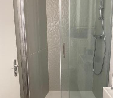 Saint-Germain-en-Laye Apartment | Studio centre ville proche RER A wifi