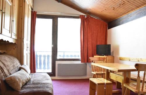 Pralognan-la-Vanoise Apartment | Studio central avec parking et balcon, proche commerces et téléphérique - FR-1-464-151