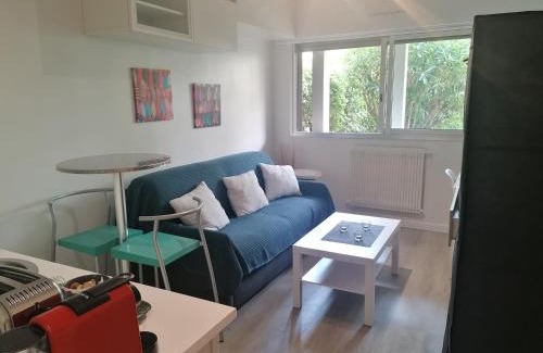 Carnot Apartment | Studio Central Park