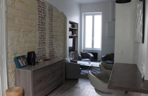 Rueil-Malmaison Apartment | Studio centre-ville Rueil-Malmaison - proche RER A