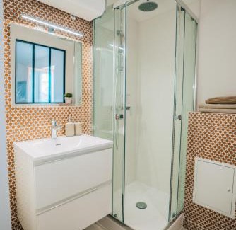 Nimes City Centre Apartment | Studio centre-ville (Ecusson)