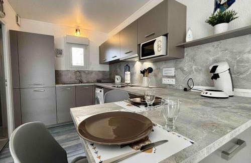 La Cotiniere House | Studio charmant à La Cotinière proche plages et commerces, terrasse privée, parking inclus - FR-1-246A-291