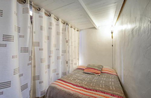 Villeneuve-les-Avignon Apartment | Studio charmant à Villeneuve-lès-Avignon, 45m², balcon