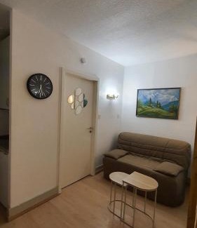 Poincare Apartment | Studio charmant