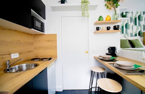 Porte-Dauphine Apartment | Studio Chic 16è, Rénové, 2 Pers