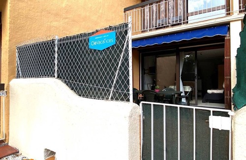 Vernet-les-Bains Apartment | Studio Classé 2 Étoiles en Rez-de-jardin Avec Grande Terrasse a 5 min à Pied du Centre Ville