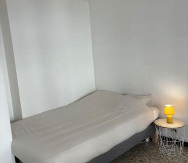 Saint-Charles Apartment | Studio climatisé - 3min à pied Gare Saint Charles - 15 min à pieds du Vieux port