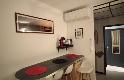 La Petite Motte Apartment | Studio Climatisé 5 couchages + Loggia Parking Privatif proche Plage et Commerces