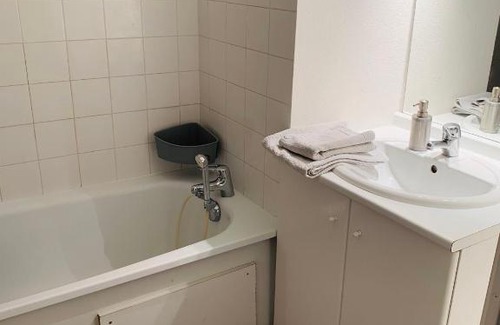 Faubourg Saint-Jacques Apartment | Studio Coeur de ville, tout confort