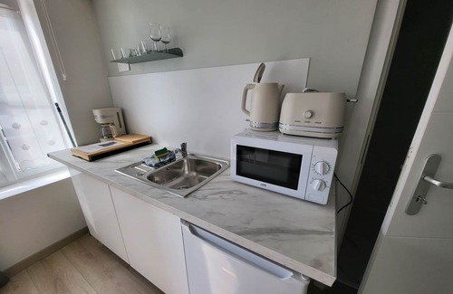 Ambleteuse Apartment | Studio-Comfort-Ensuite with Bath