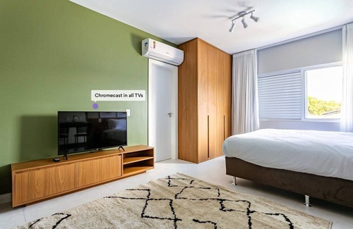 Ingleses do Rio Vermelho House | Studio completo a 50 m da praia | Ingleses