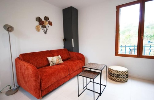 Bures-sur-Yvette Apartment | Studio - Confort - Climatisé - Le Refuge de Charles - Jardin