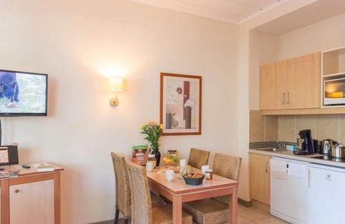 Rouret Apartment | Studio Confortable pour la Famille!