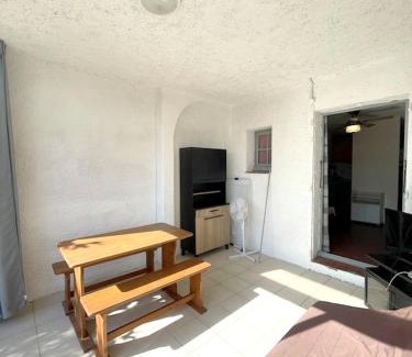 Bravone Apartment | Studio cosy à Linguizzetta 32 m² avec terrasse privée