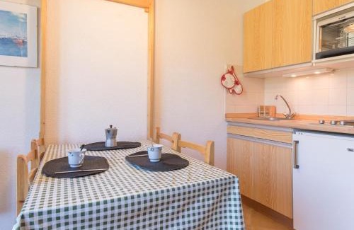 Montgenevre Apartment | Studio cosy 3 pers Montgenèvre, balcon sud, 20m² - FR-1-330D-117
