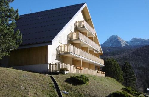 Correncon-en-Vercors Apartment | Studio cosy 4-5 pers, balcon sud, parking, proche commodités - FR-1-689-62