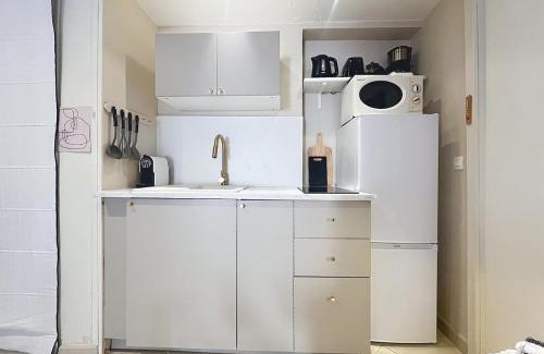 Lepante Quarter Apartment | Studio cosy avec jardin privatif - Carabacel, Nice