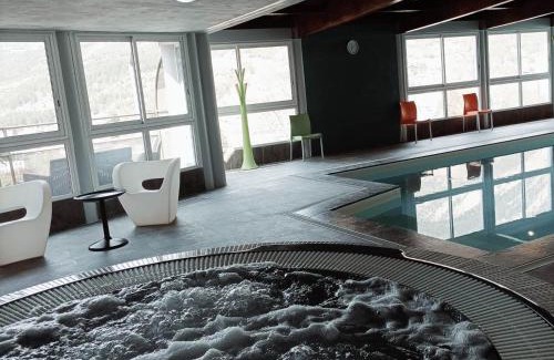Jausiers Apartment | Studio cosy avec piscine, WiFi et parking - FR-1-165B-41