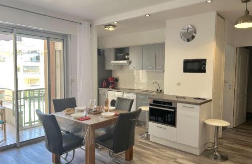 Frejus Port Apartment | Studio cosy avec terrasse, clim, à 50m plage et 100m commerces, Fréjus - FR-1-226A-177