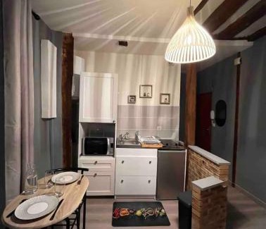 Faubourg-Raines Apartment | Studio cosy, cité gastronomique