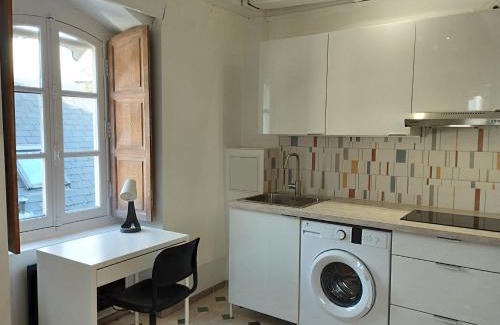 Arpajon Apartment | Studio Cosy en centre ville