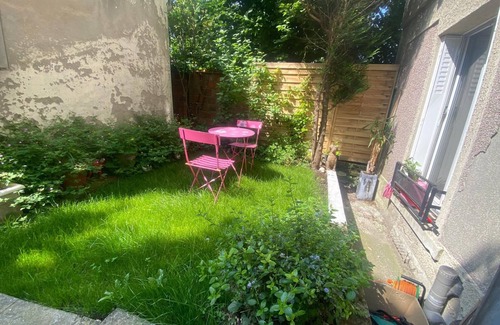 Les Lilas Apartment | Studio Cosy Entièrement Équipé, Métro Mairie des Lilas Idéal Pour Visiter Paris