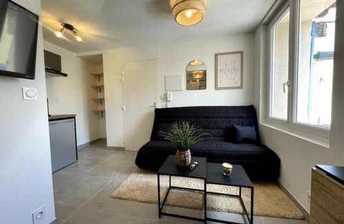 La Crau Apartment | Studio cosy et climatisé, idéal pour 2 pers