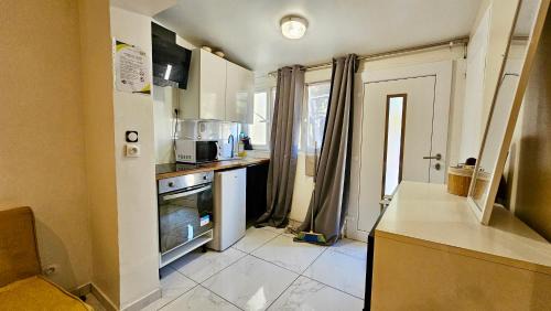 Stains Apartment | Studio cosy et lumineux proche Paris et Stade de France