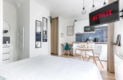 Sucy-en-Brie Apartment | Studio Cosy face gare RER A