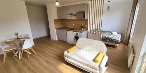 Gretz-Armainvilliers Apartment | Studio cosy et moderne - Proche Paris et Disney