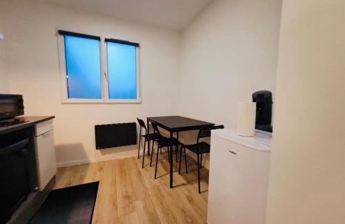 Orly Apartment | Studio Cosy Métro 14 Paris