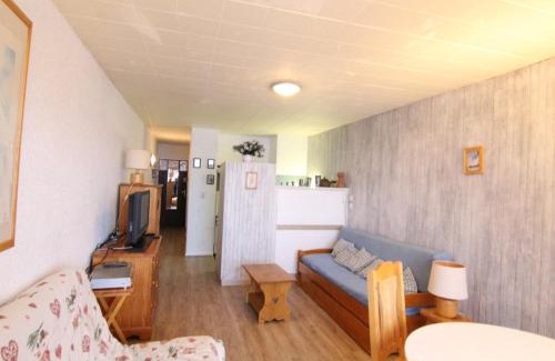 Cognet Apartment | Studio cosy pour 4 pers. avec balcon S/E, proche pistes du Rif Nel et commerces, quartier Cognet - FR-1-405-45