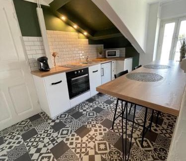 Chateauvert Apartment | Studio Cosy, Proche de la gare, Centre Ville