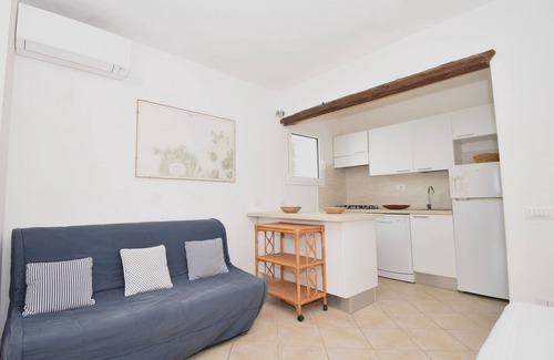 Rena Majore Apartment | Studio cottage with air conditioning