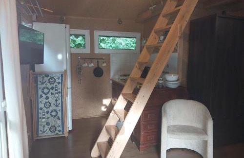 gmina Stanisławow Apartment | Studio Czarna
