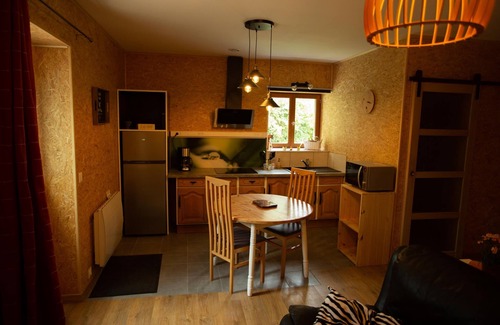 Plouray Apartment | Studio de Charme au Centre Bretagne Pour 2 Personnes