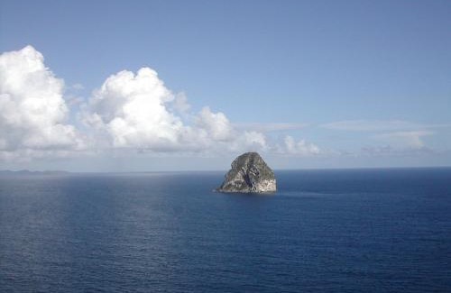 Tartane Bed & Breakfast | Studio de l'Anse Rouge Tartane
