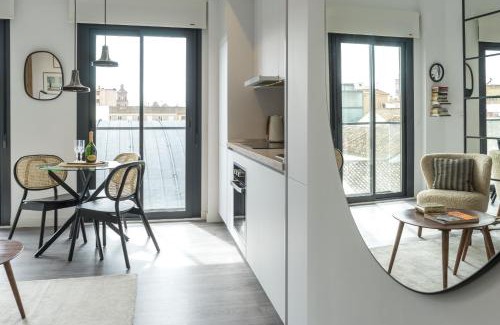La Goleta Apartment | Studio Don Rodrigo of Malaga by SharingCo