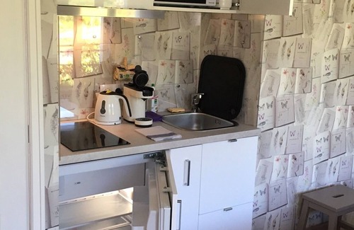 Abbeville Apartment | Studio-Douche-Terrasse-Le jardinet