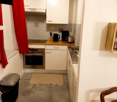 Brech Apartment | STUDIO DU VOYAGE GARE D AURAY