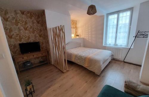 Beauvais Apartment | Studio duplex