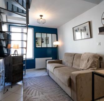 Montargis Apartment | Studio Duplex