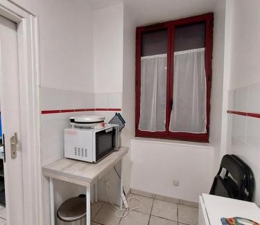 Peyraud Apartment | Studio en résidence parking couvert gratuit