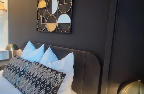 Aix-les-Bains Apartment | Studio Esplanade bord du Lac