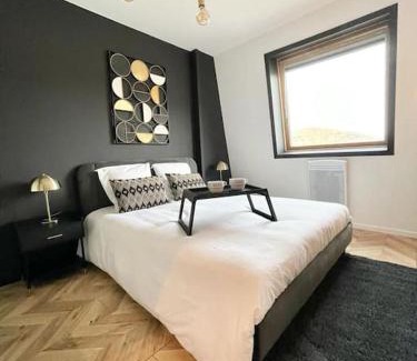 Aix-les-Bains Apartment | Studio Esplanade bord du Lac