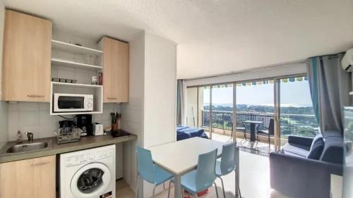 Mandelieu-La-Napoule Apartment | Studio face mer Mandelieu près de Cannes