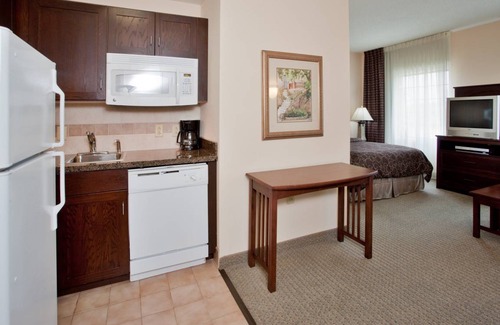 Chesapeake Apartment | Studio flat ∙ 1 bedroom ∙ 3 guests