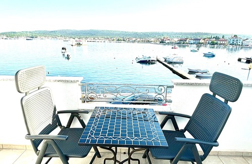 Sukosan Apartment | Studio flat near beach Sukošan, Zadar (AS-9711-a)